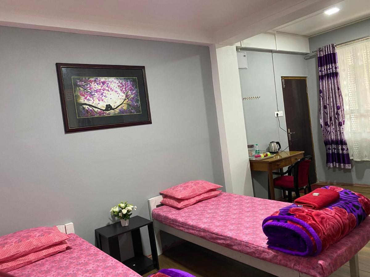 Jan Homestay Shillong Exteriör bild
